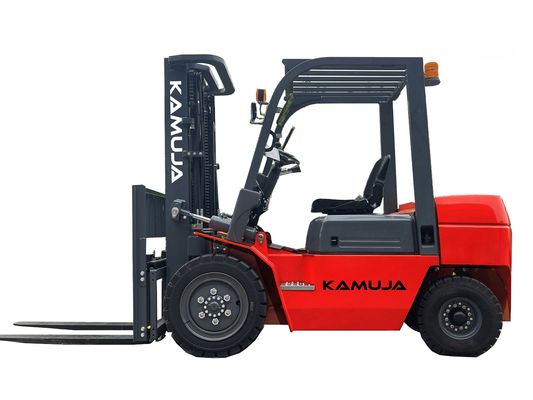 Capacità di carico 3000 kg Motore diesel carrello elevatore con pneumatici solidi